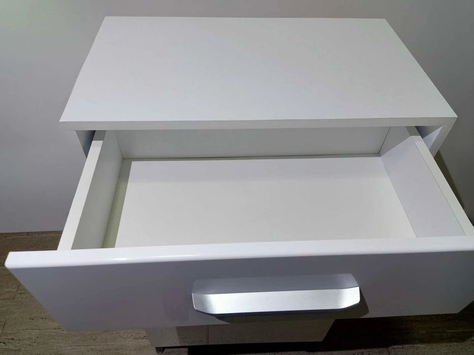 Шкаф за обувки- бял гланц