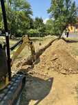 Execut lucrari cu miniexcavator
