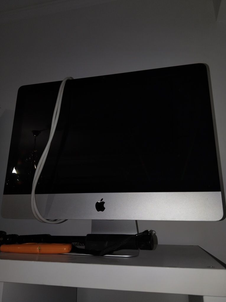 Продаю моноблок i.mac