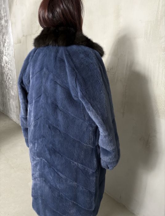 Продам норковую шубу размер 46-48