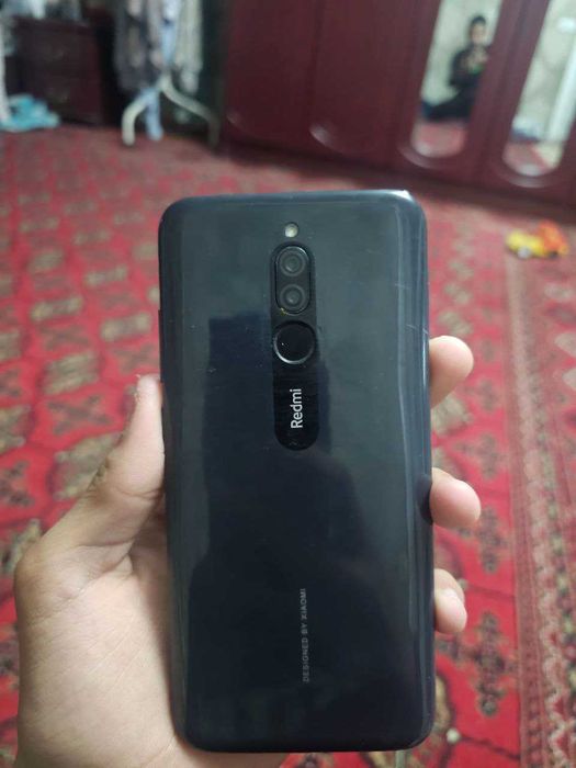 Redmi 8 64+4 gb 5000 mah qotmaydi