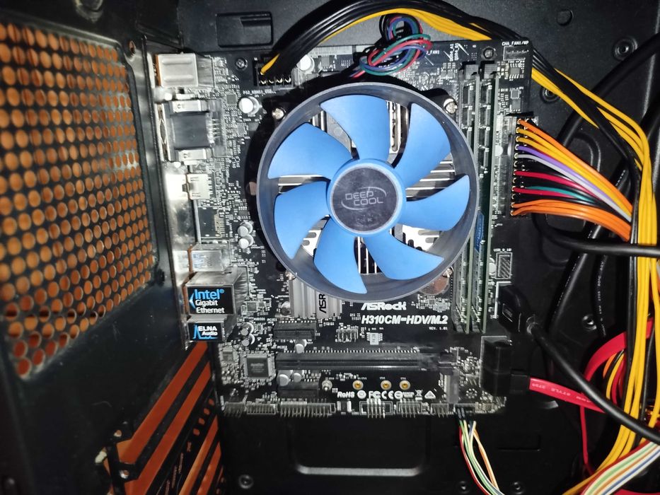 Комплект 4 ядра intel Core i3 8100 + 8GB 2666Mhz + плата ASRock H310