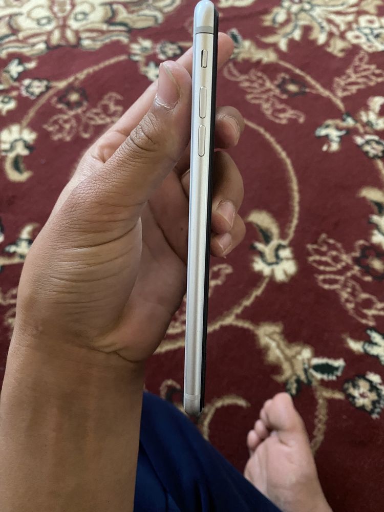 Iphone8+ sotlad srochna