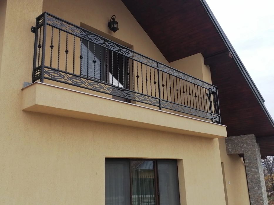 Fier forjat, balcoane balustrade, lucrate manual la forje si nicovala