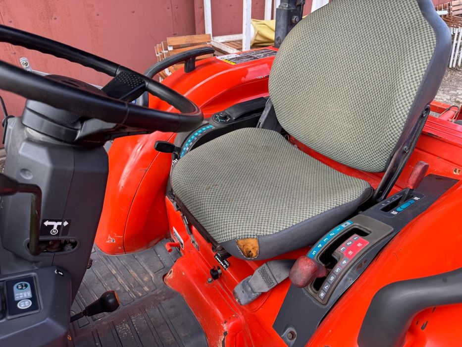 Tractor japonez Kubota KL270