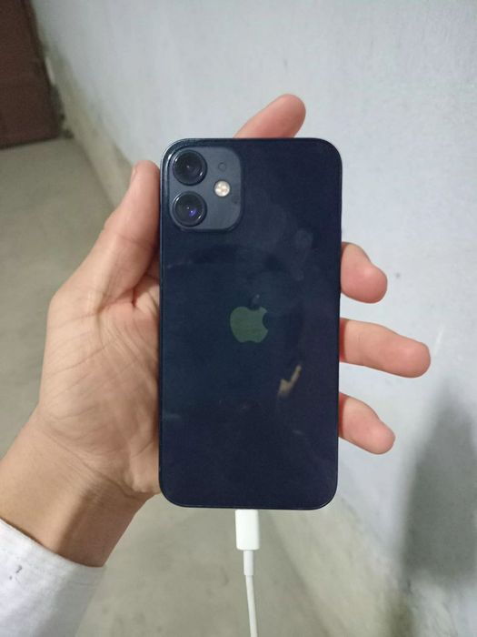 Iphone 12 mini eng arzon holati yaxshi bitta aybi bor