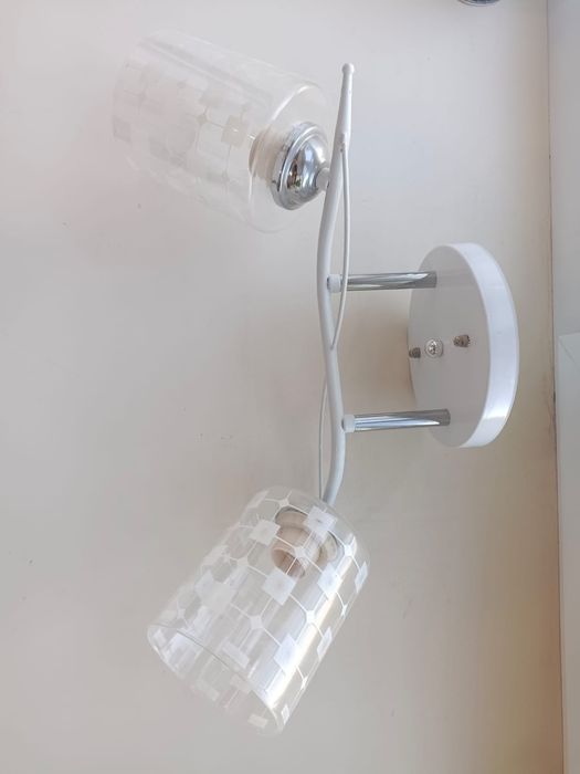 Продам люстру в идеальном состоянии