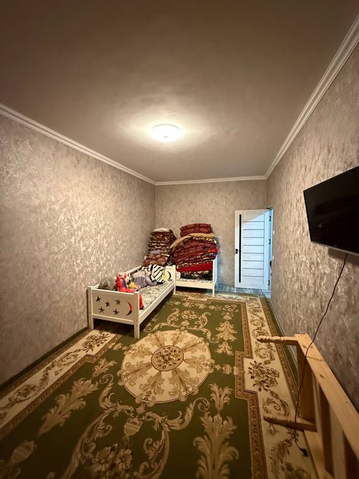 Прадаётся 1х 8микрарайоне Новая планировка можно через банк 40квадрат