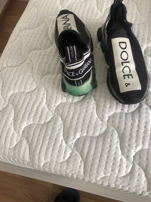 Vand adidasi Dolce Gabanna in conditi fff bune