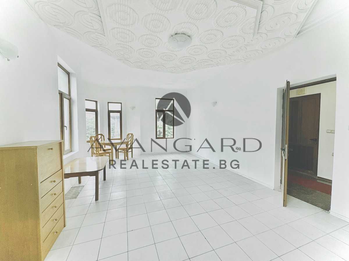 Продава се Етаж от къща в Пловдив, Център - 115 кв.м за 1522 €/кв.м - Снимка #1