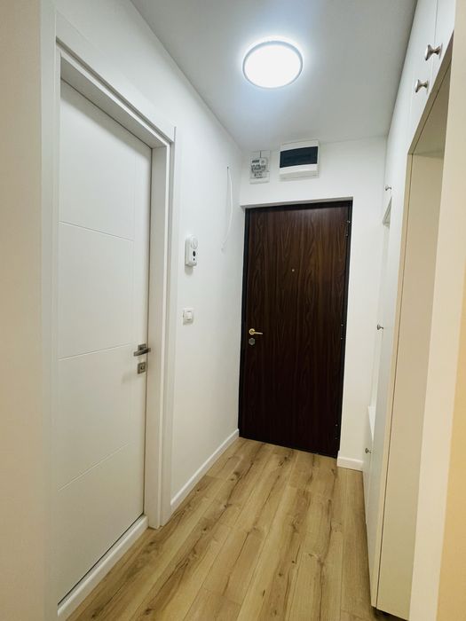 Garsoniera 30mp renovata Complet AVRIG bloc Anvelopat