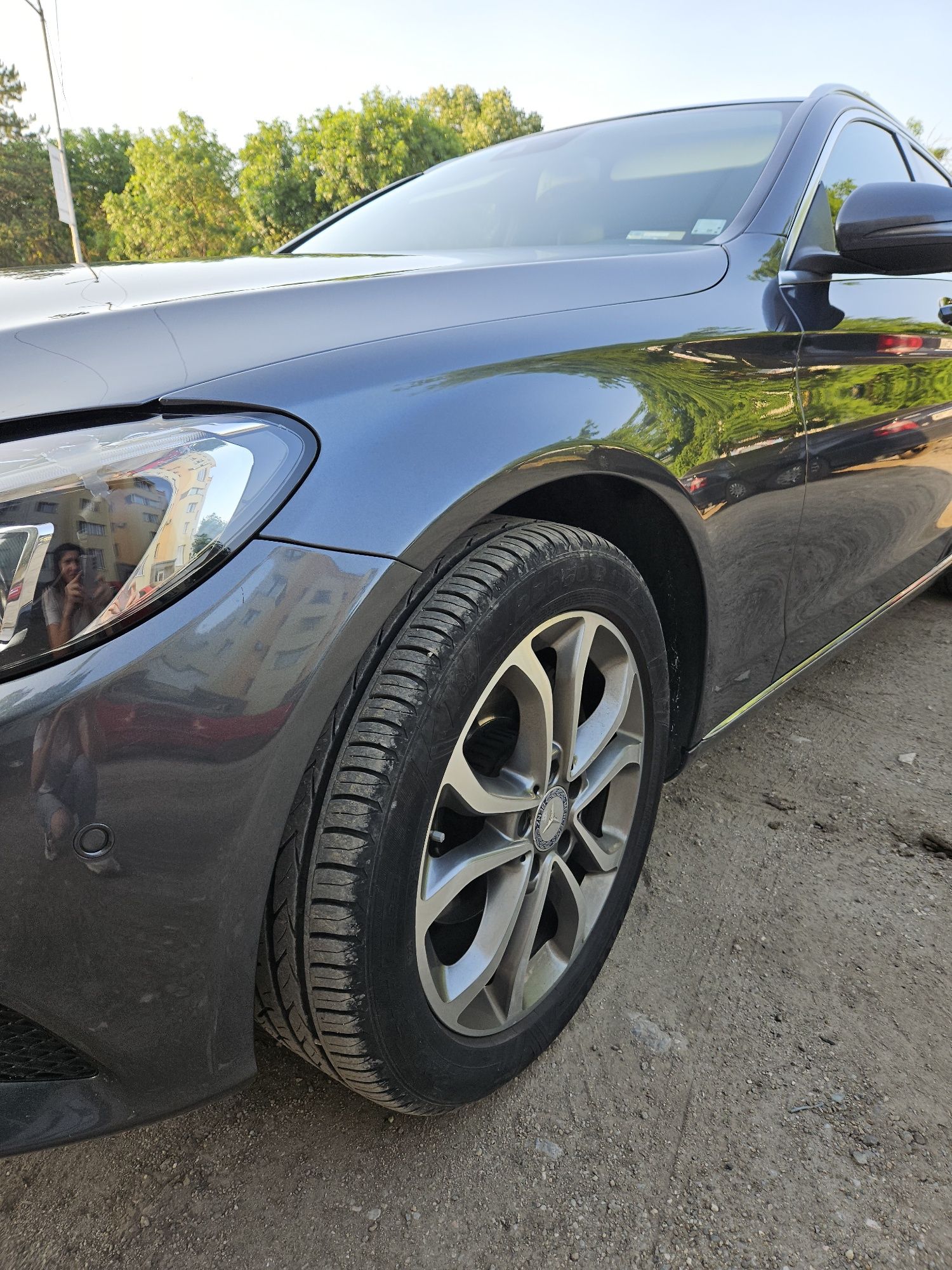 Mercedes   C 220
