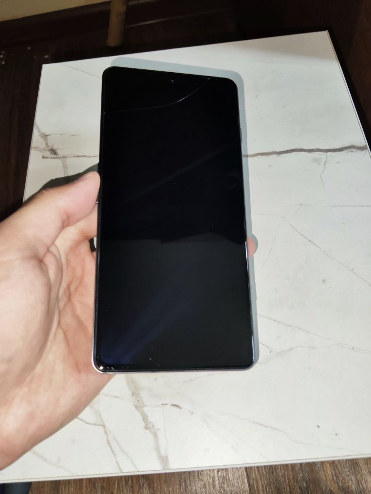 Poco F4 GT 8/128 gb