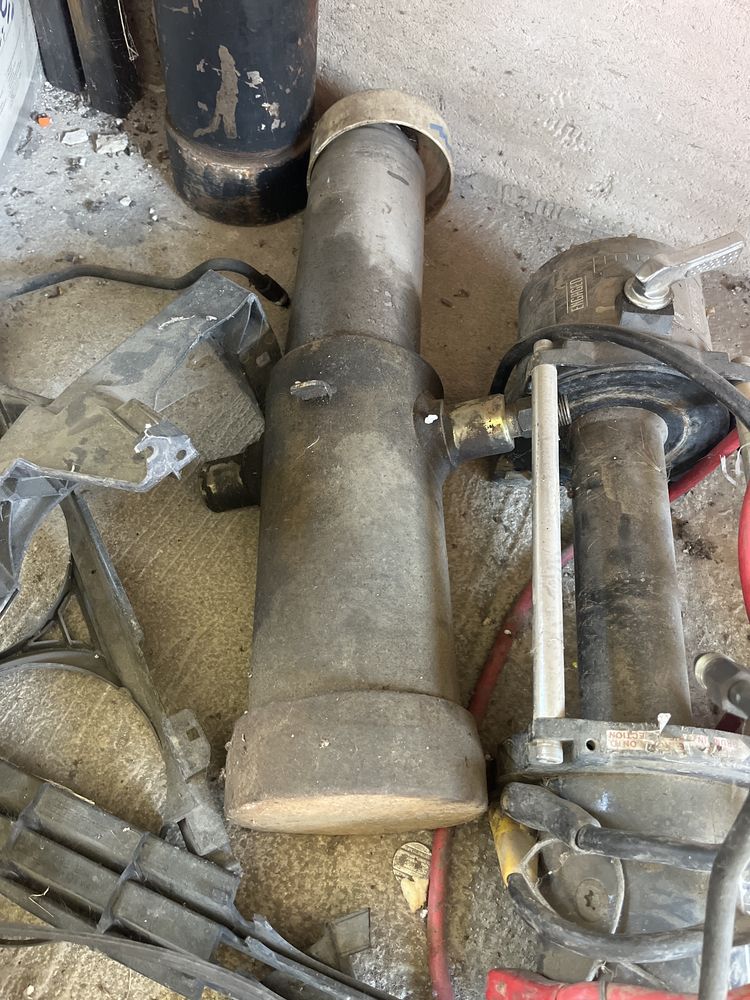 Bena basculabila 3 parti sasiu sistem basculare cilindru ford transit