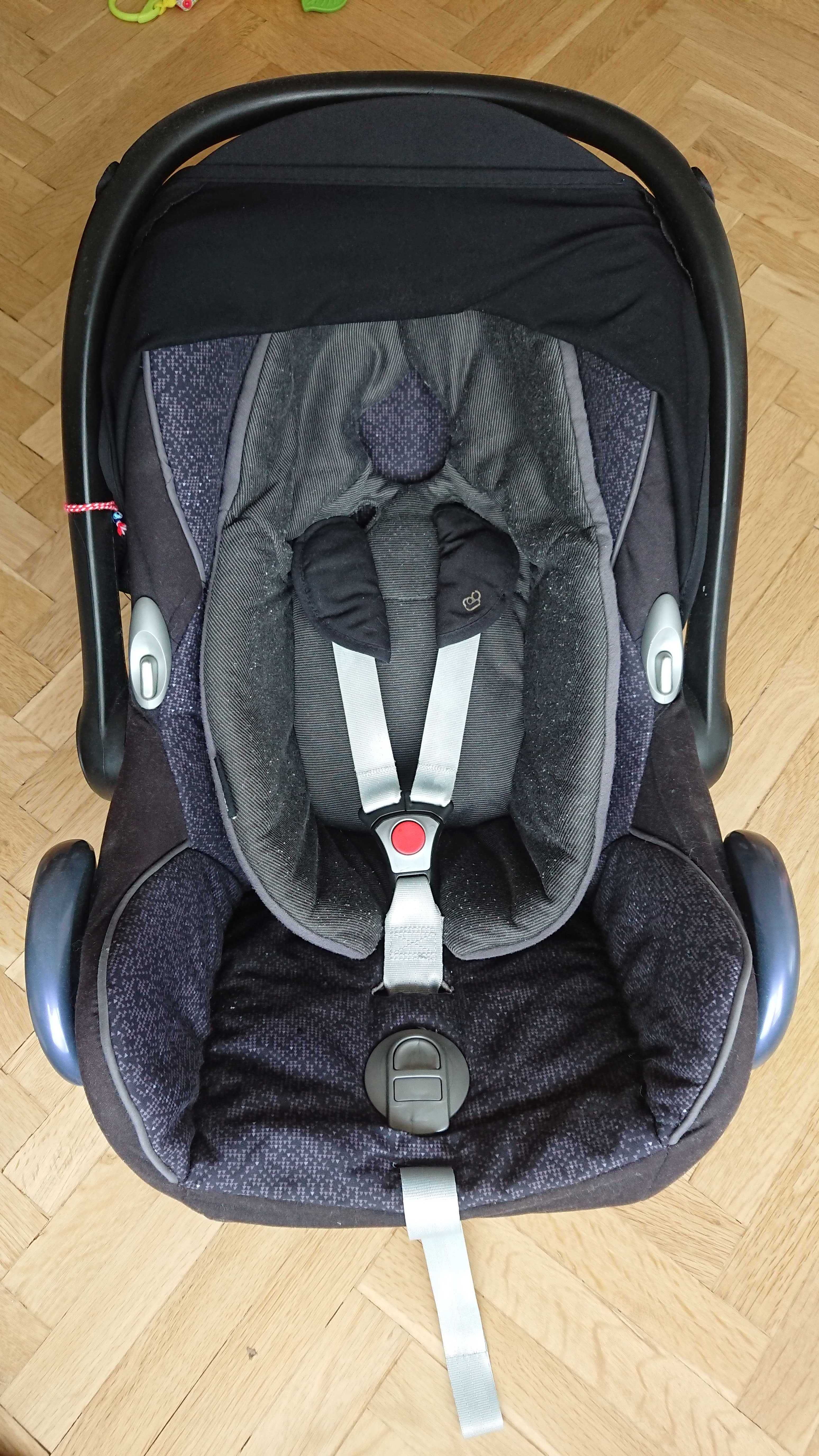 Детско бебешко столче Maxi Cosi Cabrio Fix 0-13кг