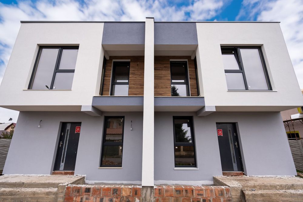 Casa de vânzare tip Duplex / Mogoșoaia la 800m de parc