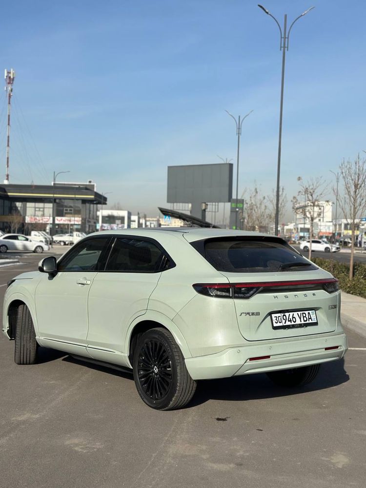 Авто в аренду под такси!