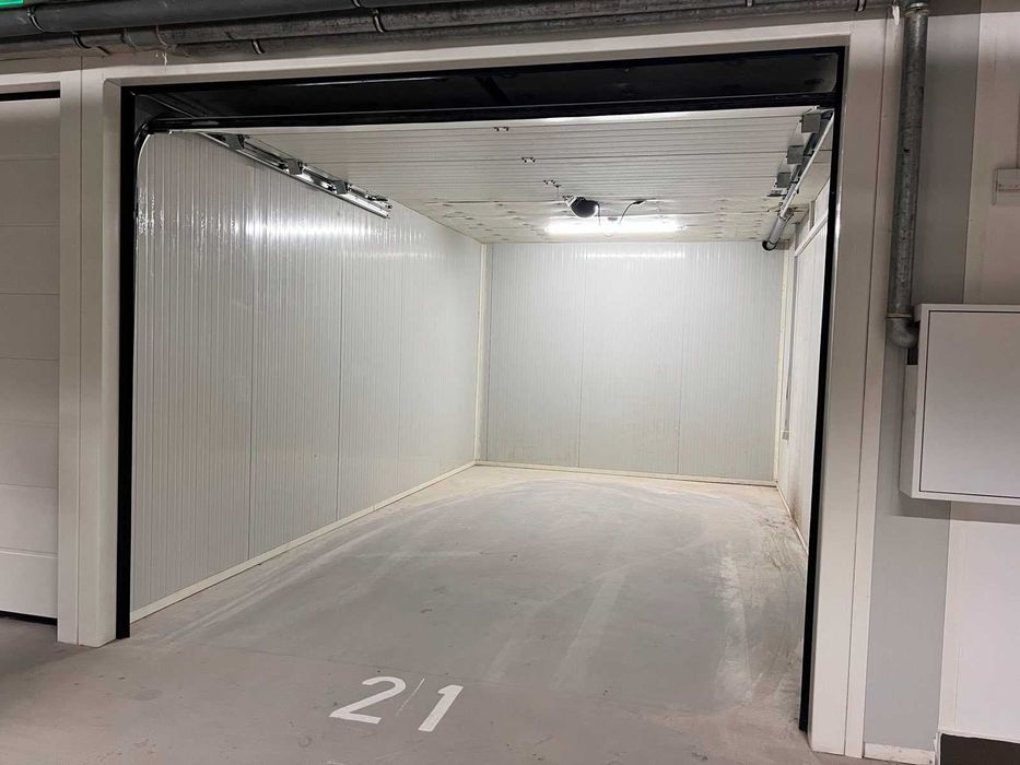 Гараж под наем, подземен паркинг, Малинова Долина