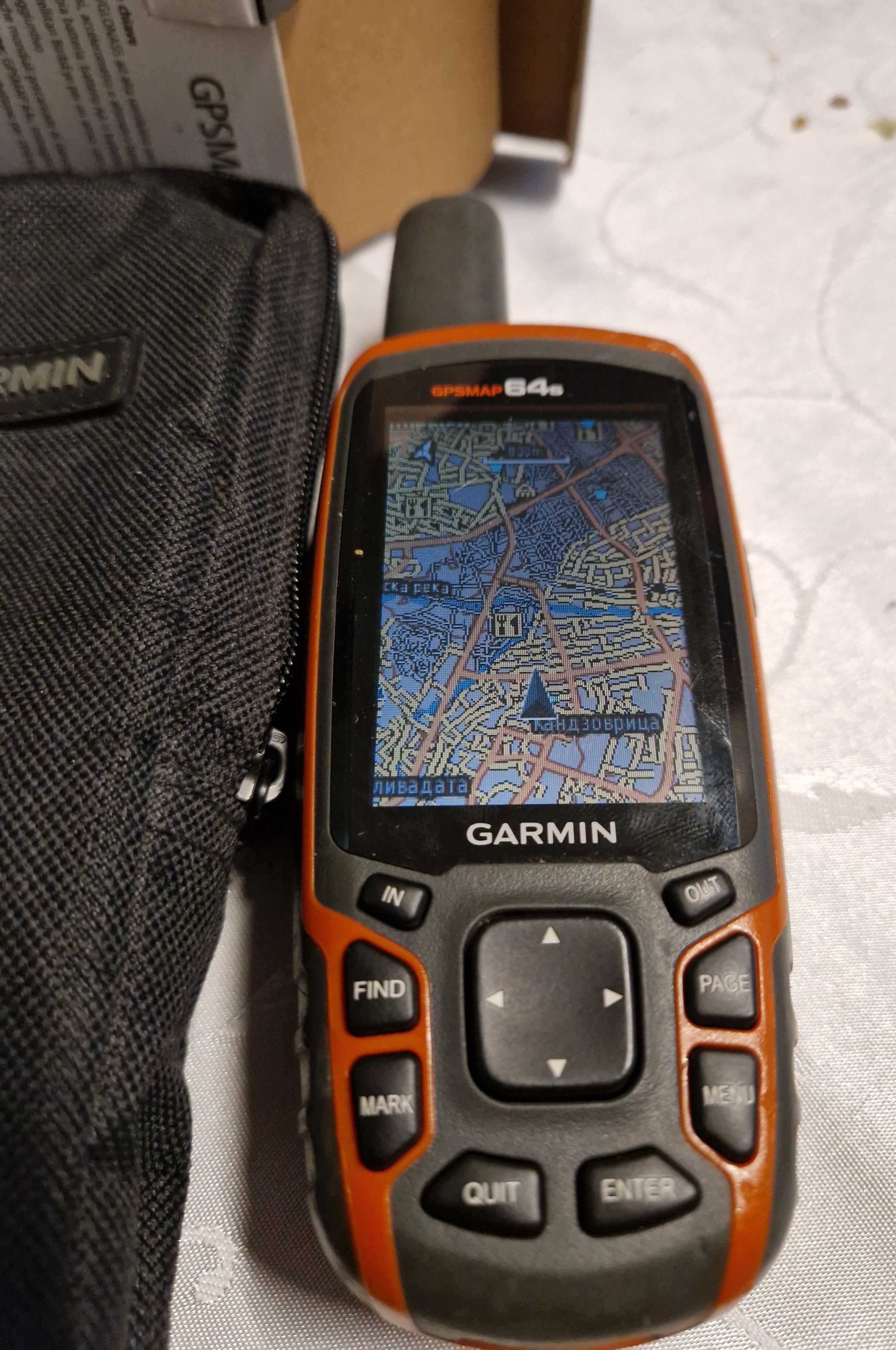 Туристическа навигация GARMIN 64s