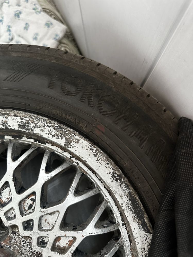 Продам диски R14 + шины yokohama 185/65/14  лето
