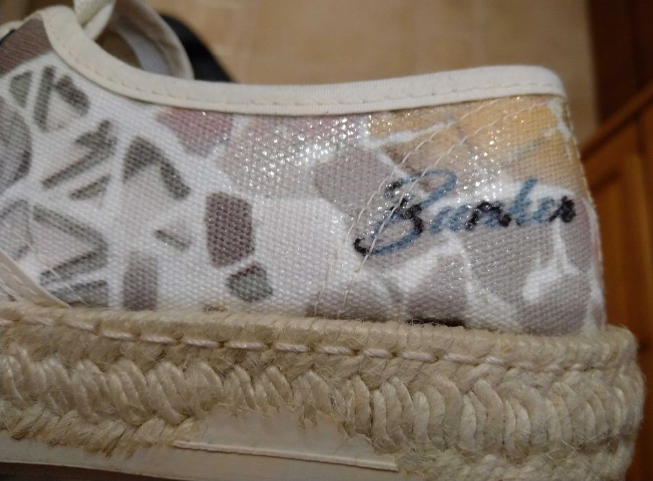 Нови обувки 38 Bunker