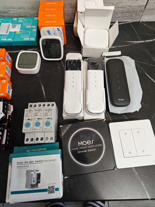 Zigbee,senzori usa,temperatura,pir,întrerupător,priza