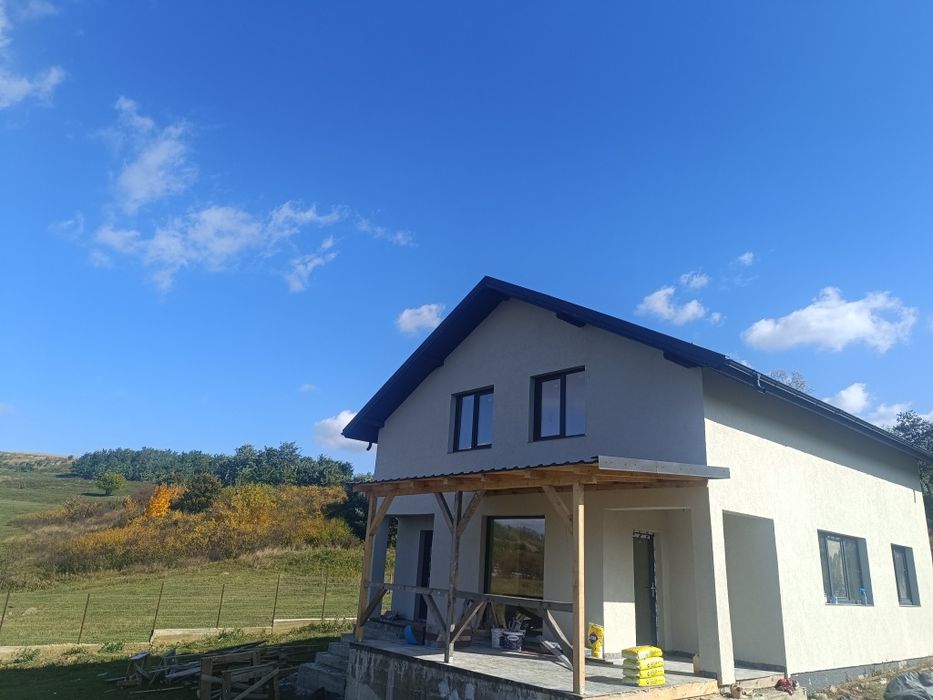 Urgent,vand casă în Catamarasti,Botoșani,zona superbă!