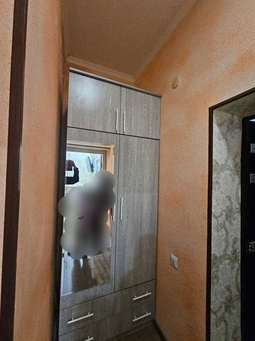 1 хоналик квартира 3-каватдан сотилади.Ор:Аэропорт кафе Полёт