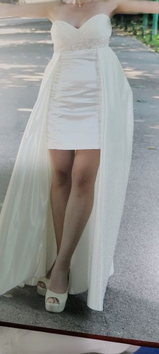 Rochie mireasa cu trena detasabila