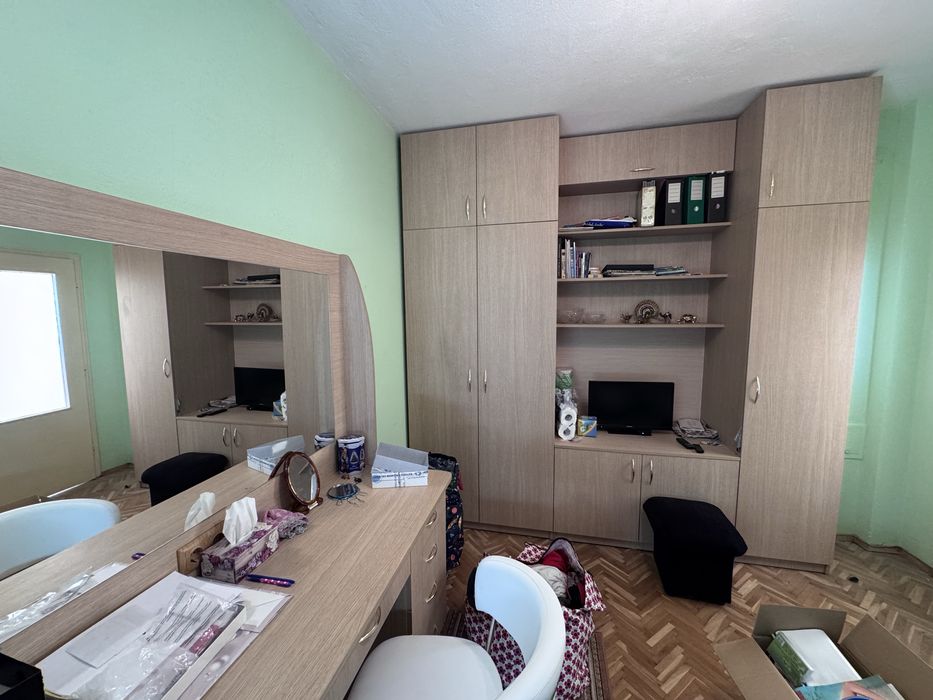 Тристаен апартамент в град Казанлък