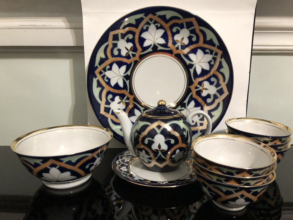 Антикварный сервиз «Фарфор Ташкента»