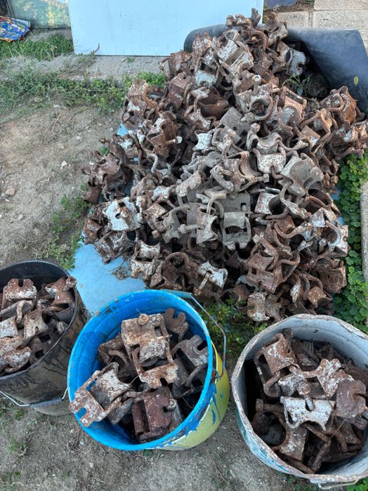 Скоби тип “Жабки”