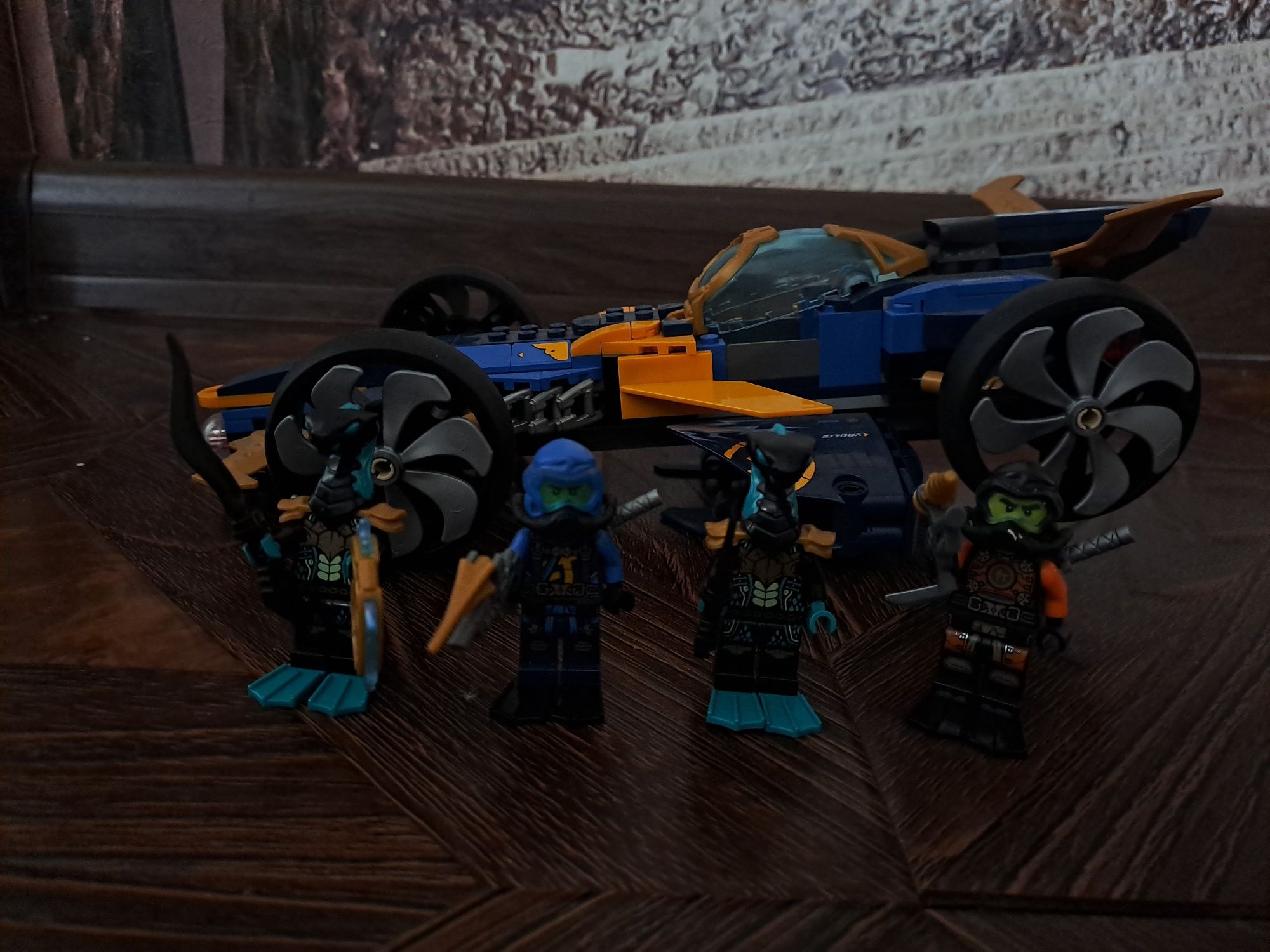 Lego ningago (ninja sub speeder)