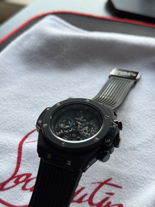 Hublot Big Bang-style chronograph watch