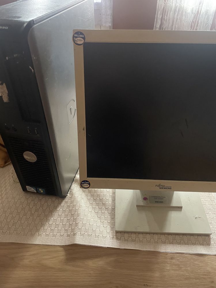 Vand unitate  optiplex 380 cu monitor