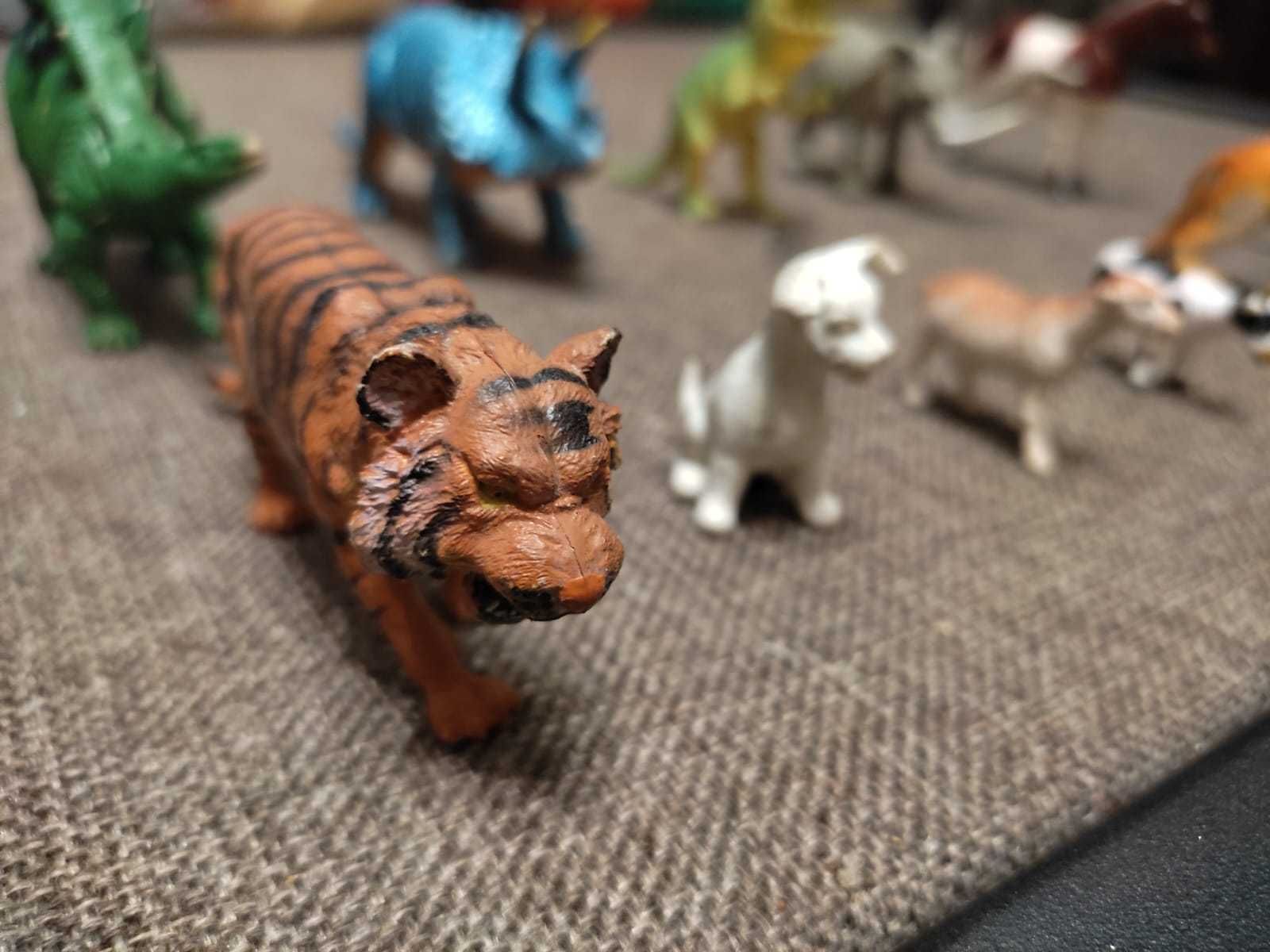 Игрушки Динозавры Животные резиновые 2000-х годов