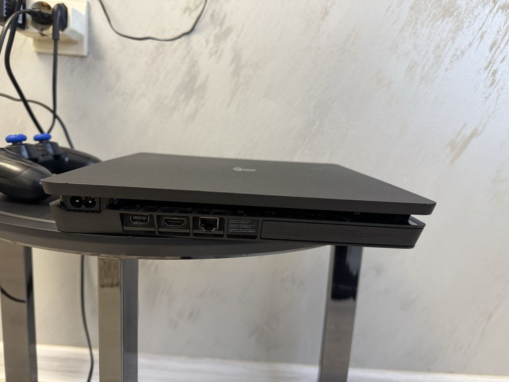 PlayStation 4 500GB