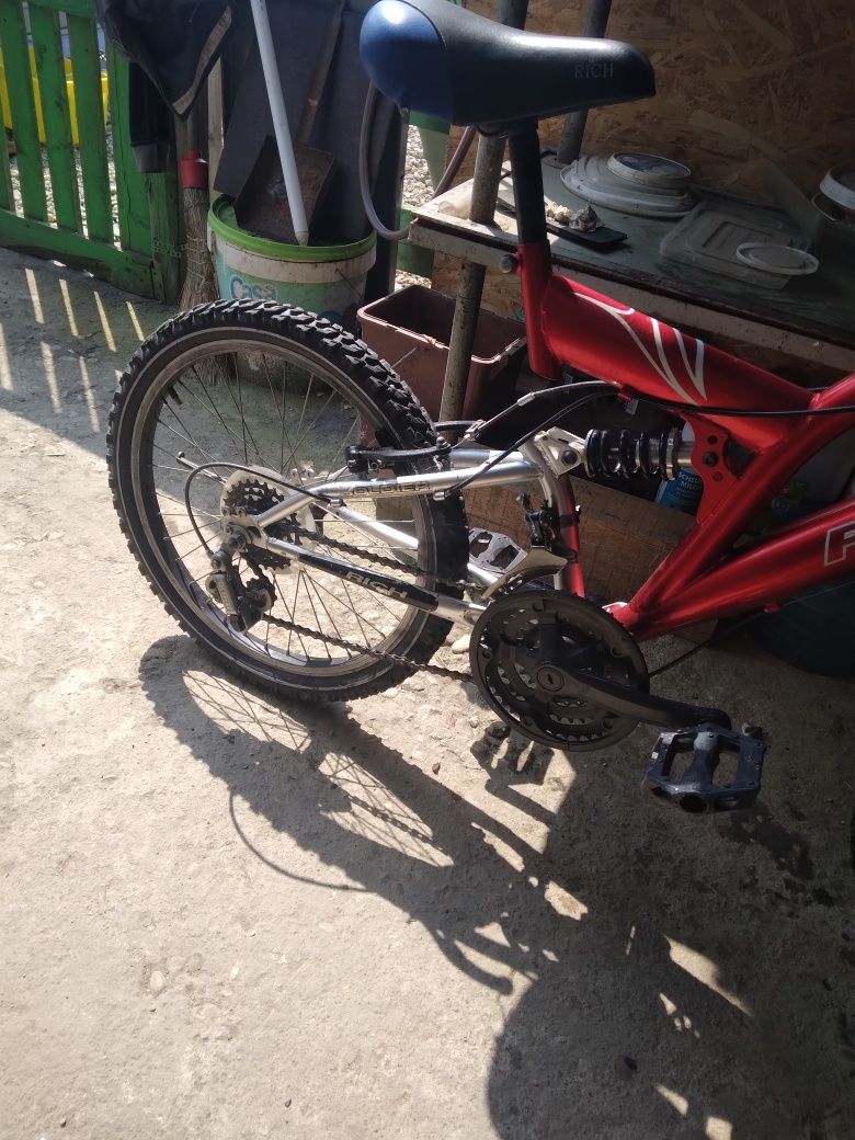 Bicicleta import 18 viteze 20"