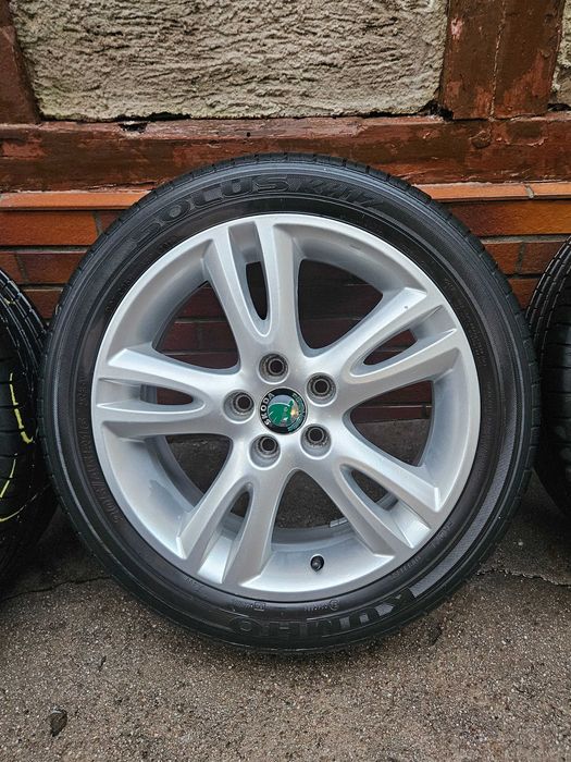 Оригинални лети джанти 16"  Scoda Fabia 5х100