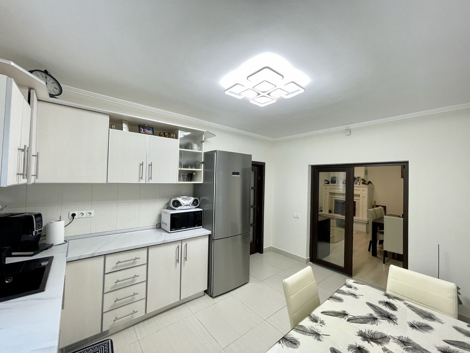 Casa de inchiriat pe str.Voronet