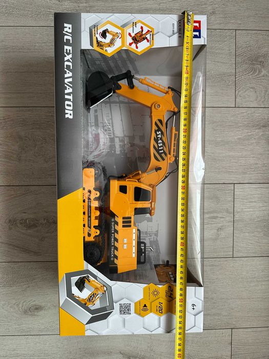 Excavator RC Double Eagle E511 1:20
