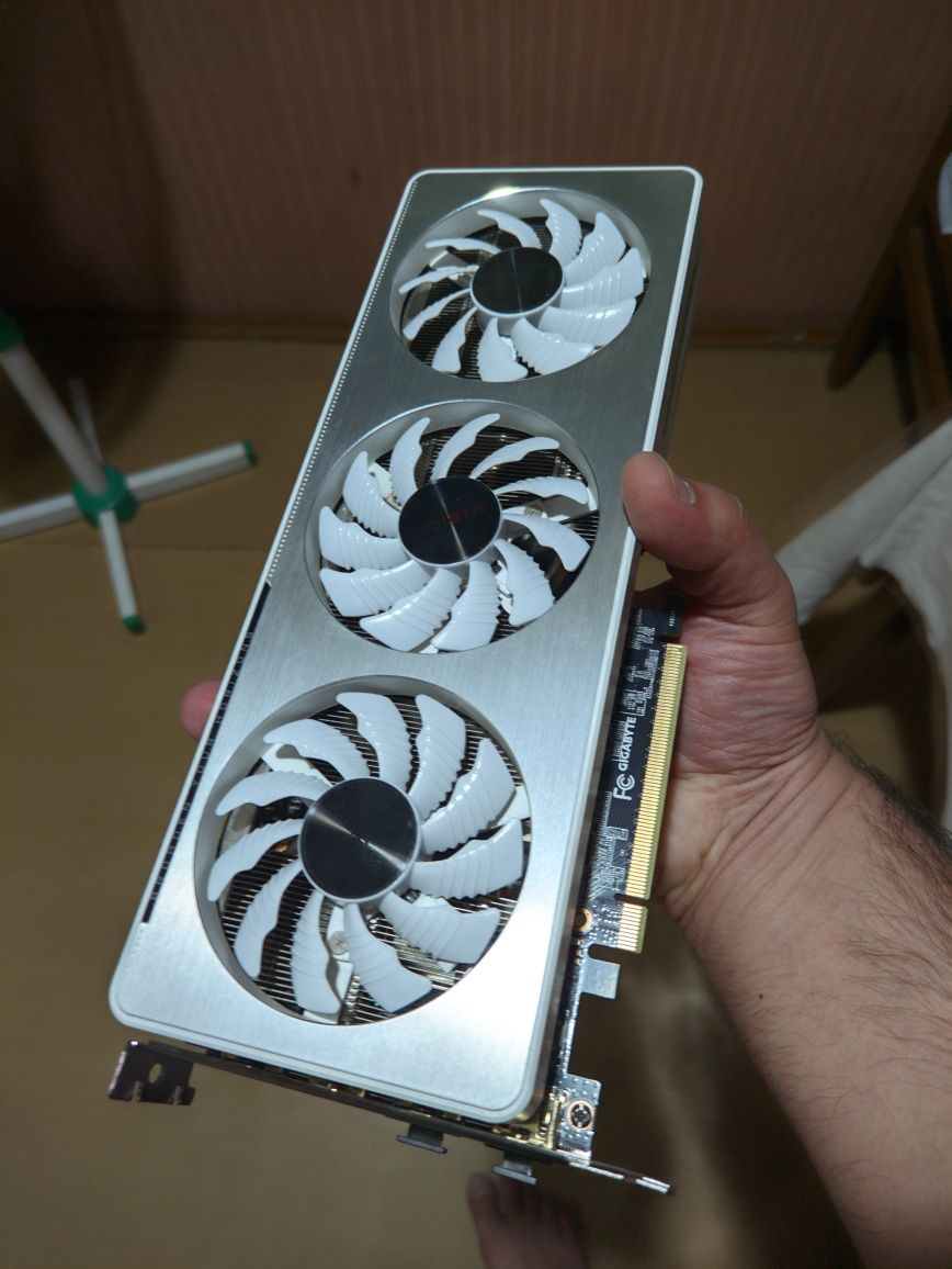 Gigabyte Nvidia 3060 VISION 12gb