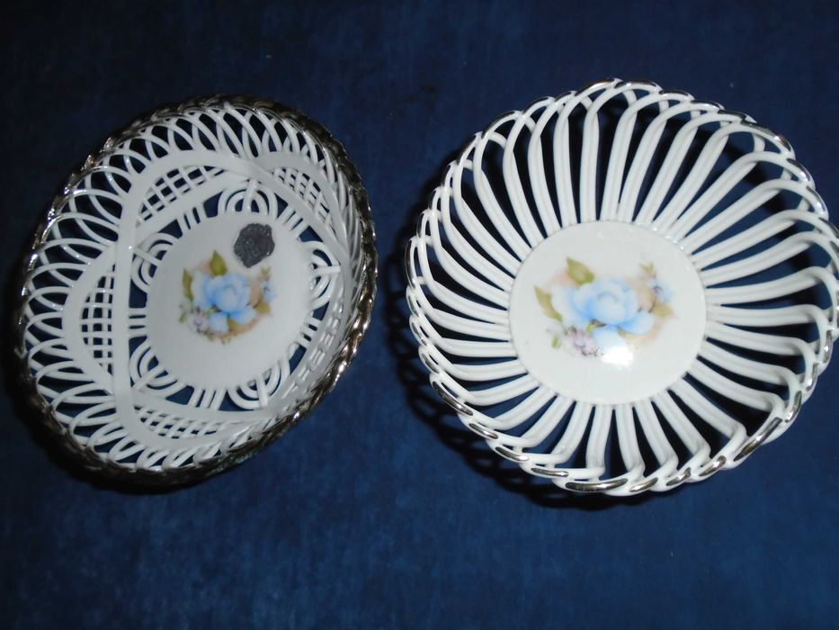 Bibelouri din portelan cu trandafiri, cosulete, doamne