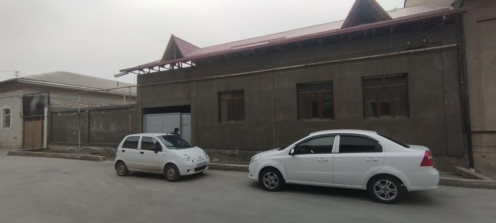 Uy sotiladi 6.86 sot sergeli xonabod