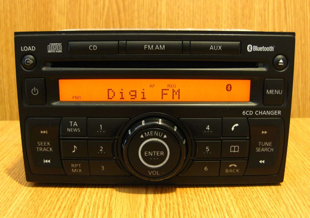 Radio CD casetofon Ford Nissan Mercedes Smart BMW Skoda