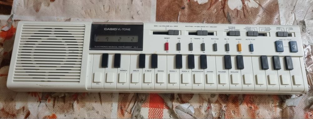 Sintetizator mini  vintage Casio vl-10