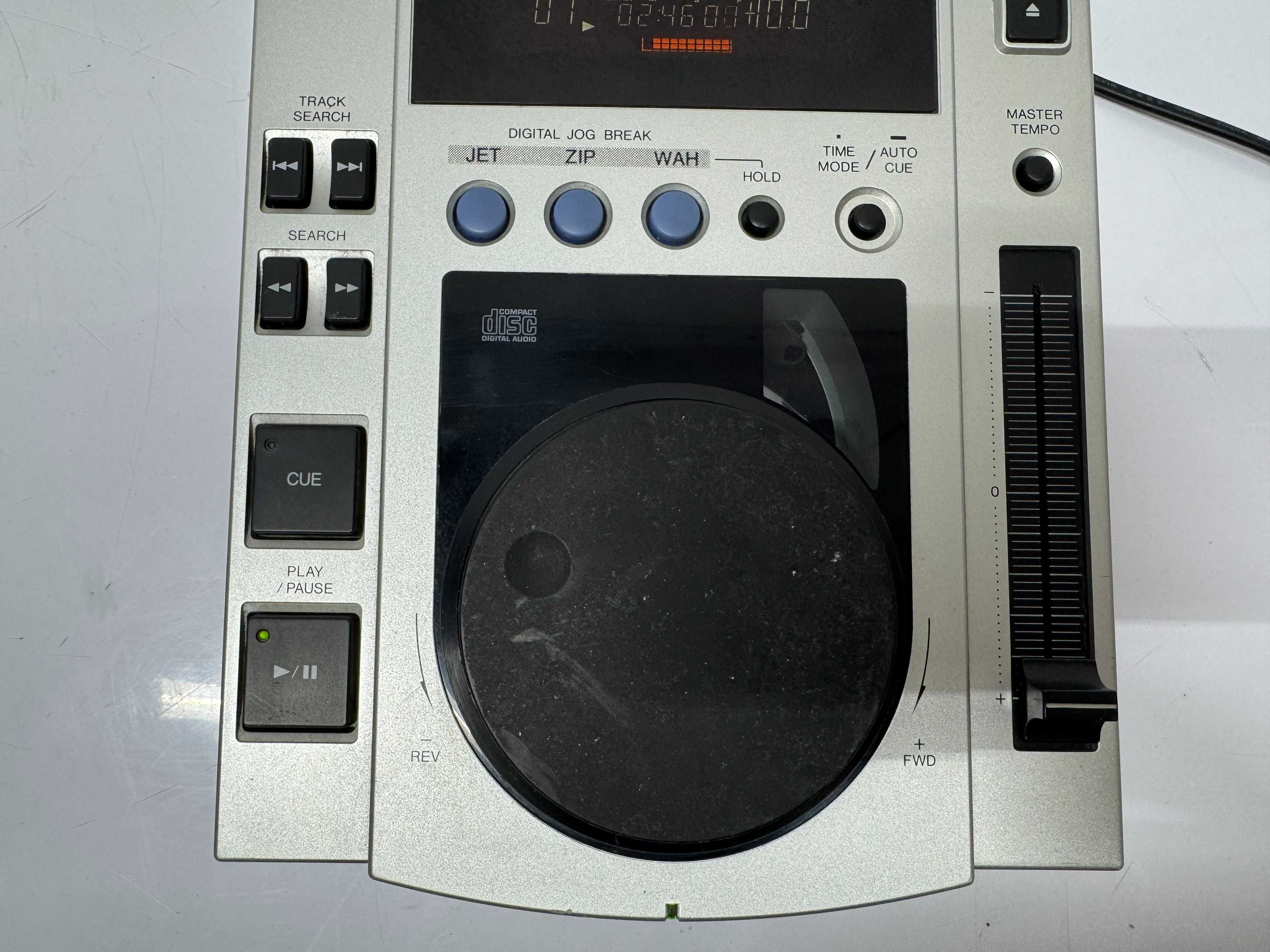 Мултиплейър - Pioneer CDJ-100S