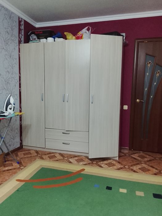 Продам 2 комн квартиру в районе двд 5 этаж