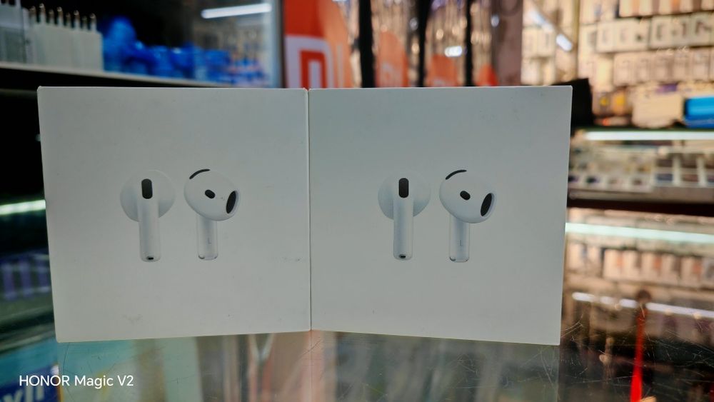 Airpods 4 самые компактные