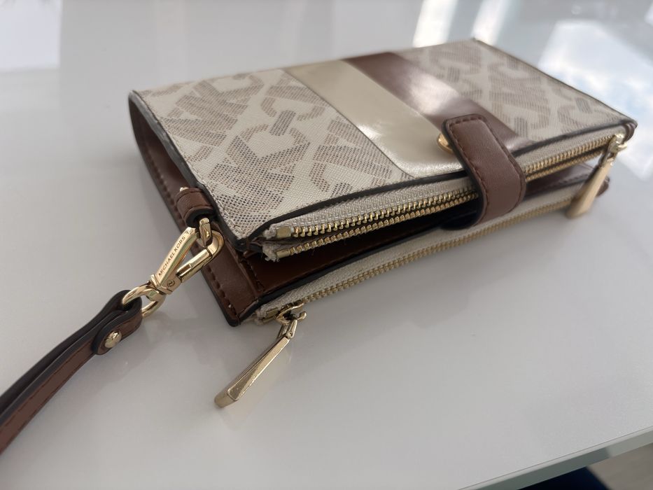 Vând portofel de damă Michael Kors original